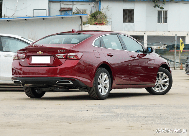 cs35plus|“白菜价”B级车！直降4.5万，10.99万完胜思域，谁还买国产车？