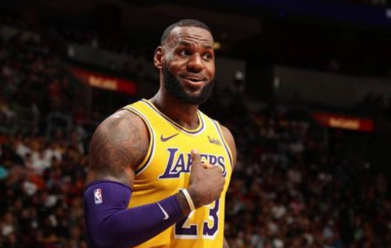 纳什|NBA历史上打球最干净球员，近20年职业生涯，从未出现过6犯离场！