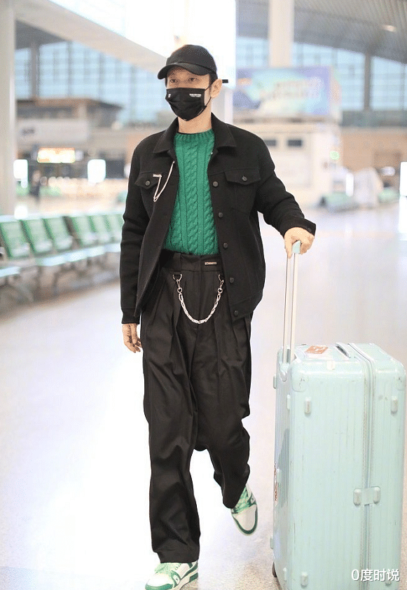 郑爽|本以为陈志朋减肥够成功了，当看到黄晓明近照后：手上的鸡腿不香了