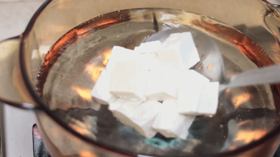 食材|吃这4类食物必须要焯水,为了家人的健康,再懒也不能省这1步