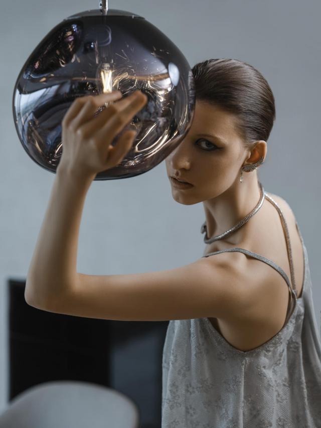 设计师|她的家204㎡,坚持轻奢风,以曲线艺术为主题,堪称教科书设计