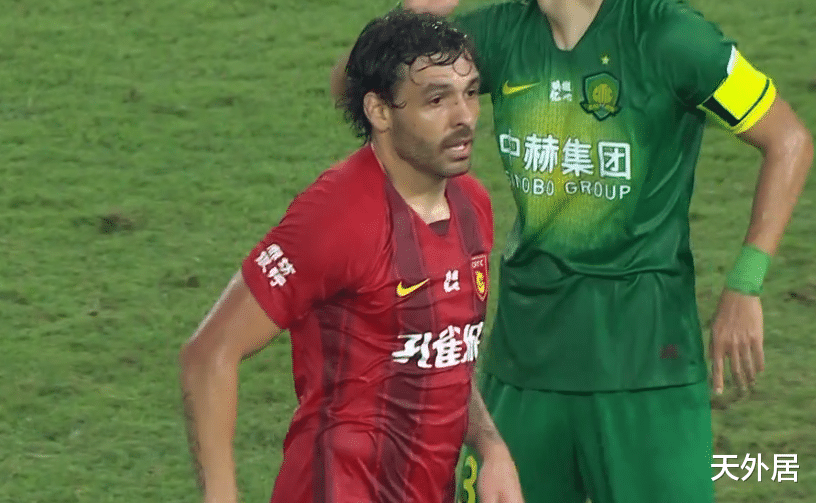 里卡多·高拉特|3-1!又一位归化球员破门,高拉特不是输家:送助攻+狂奔30米救球