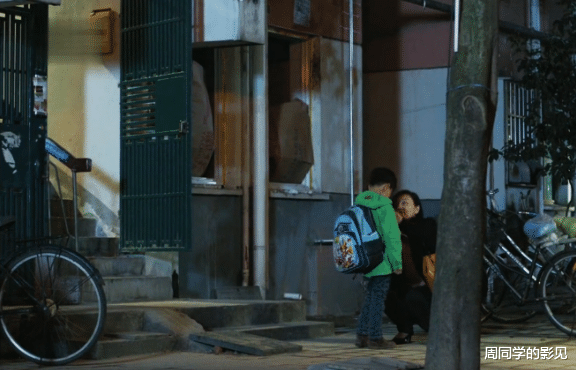 在《人民的名义》中，各位领导的“住房”大有文章，有的别墅，有的接地气