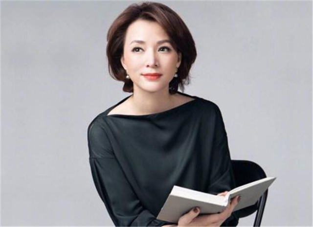 「董卿」网曝董卿售卖美国五千万豪宅，老公真实身份曝光