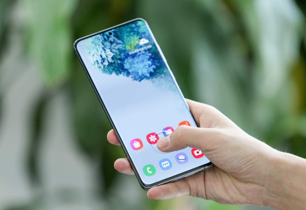 三星手机|全球第一手机品牌再次“翻车”,用户几乎跑光,新机仅1820人预约!