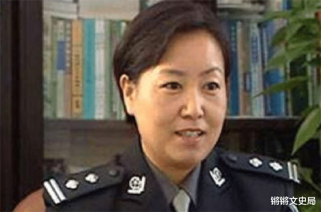 锵锵文史局 任长霞丈夫：为贫困群众免费打官司，去世时与妻子合葬，年仅45岁