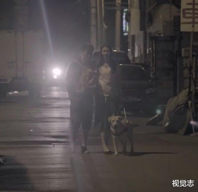 视觉志|在现实中消失的盲人，在网上悄悄直播。