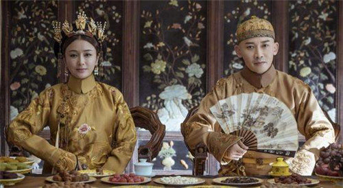 【美颜】历代王朝衰败之前,都会出现一种奇怪的现象,至今都难以解释