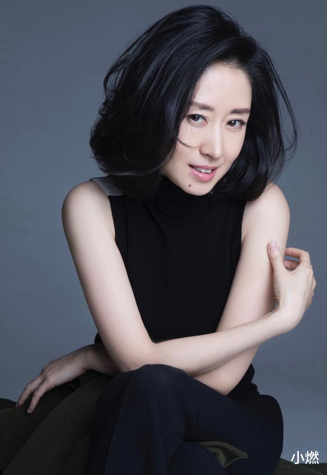 「刘敏涛」44岁刘敏涛，体重仅有92斤，分享“3不吃、2坚持”瘦身法