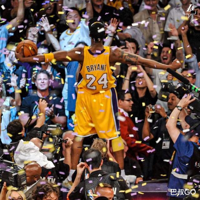 「特雷沃·阿里扎」奇迹！选秀时被30队嫌弃，他加盟湖人走向巅峰，还成为火箭老大