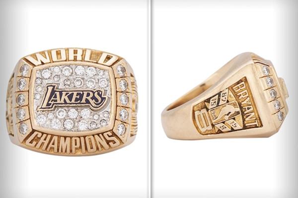 「科比·布莱恩特」科比曾赠予其母的戒指被20万6000美元拍卖售出