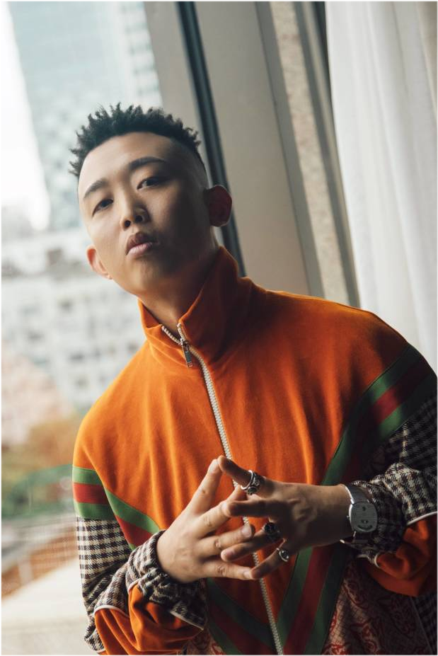 中国新说唱|《中国新说唱》选手宣传毒品？首期疑唱吸毒让他兴奋，目前已晋级