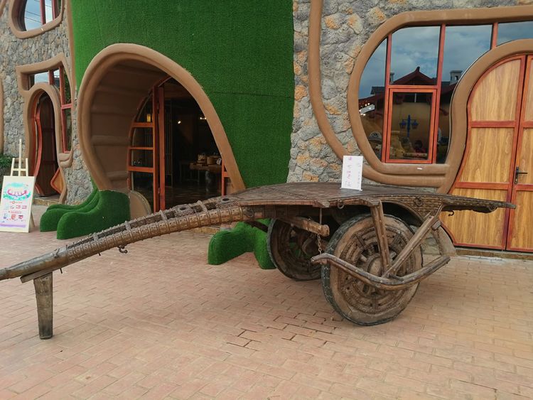 「云南」云南寻甸的大山里有一个美丽的童话世界