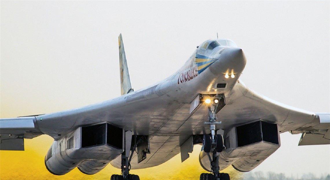 【乌克兰】昔日核武大国自废武功！美代表现场监督，国之重器被大卸八块