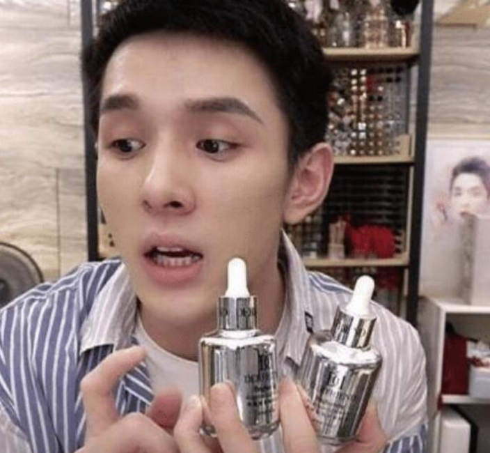 棚户区改造|精华液不是直接涂的？难怪涂了没效果，美容师教你正确涂抹手法
