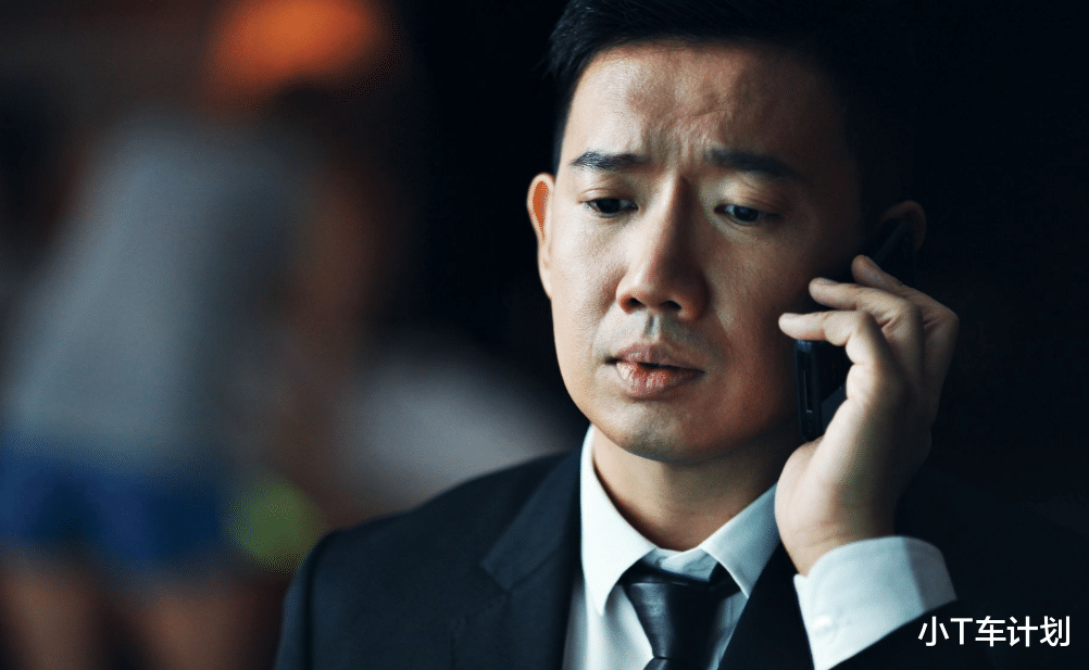 ▲四位被“永久封杀”的明星， 前三个属于咎由自取， 第四个是真冤