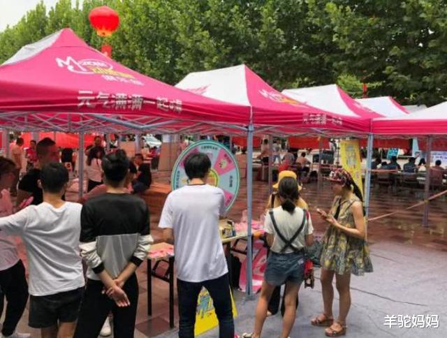 高校|高校开学遇难题,学生被录取后不报到,网友:该取消调剂