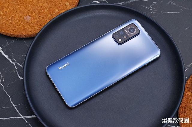 高通骁龙|不愧是价格屠夫！两千元新国产旗舰，性能竟媲美六千元超级旗舰