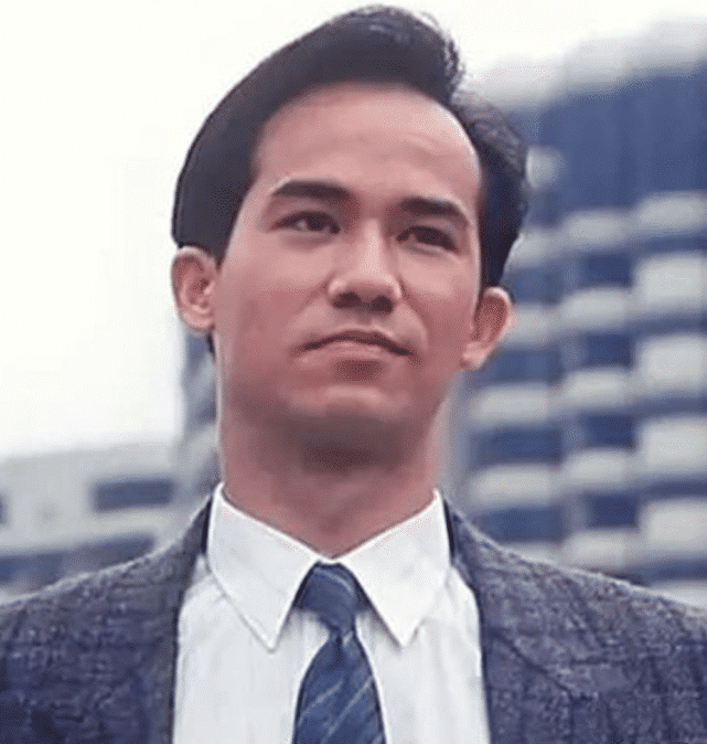 她童星出道,先恋大25岁张铁林,后嫁大23岁李子雄,网友:人生赢家