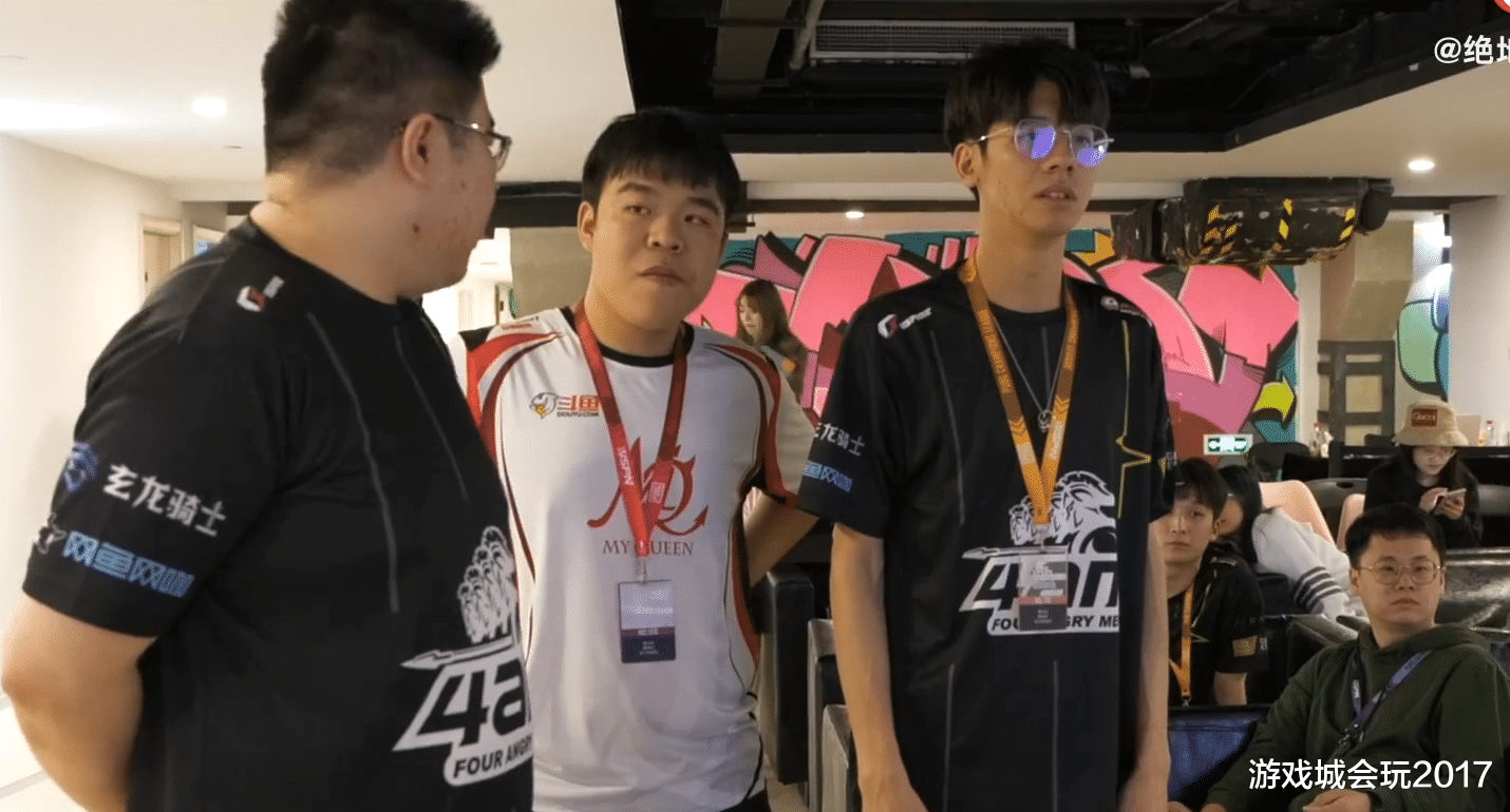 4am战队|绝地求生秋季赛总决赛：4AM距离冠军仅有一步之遥，今日有望再下黄金雨