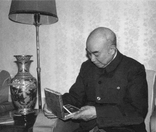 萧克|八路军六个正副师长，五位授衔元帅，为何120师副师长为上将？