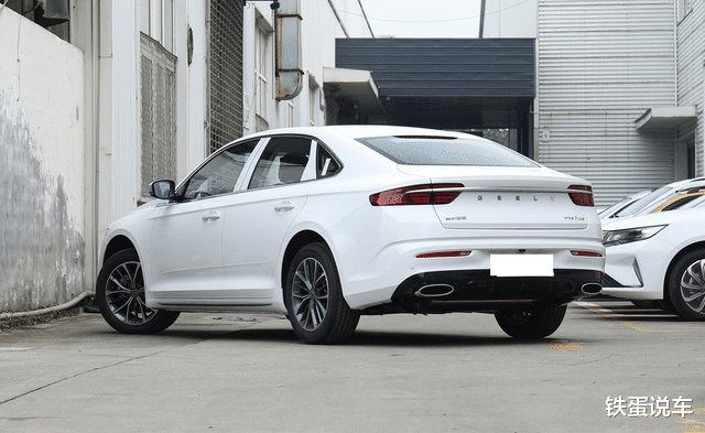 轿车|手握13万想买轿车，家里让买SUV，看中了三款，到底怎么选