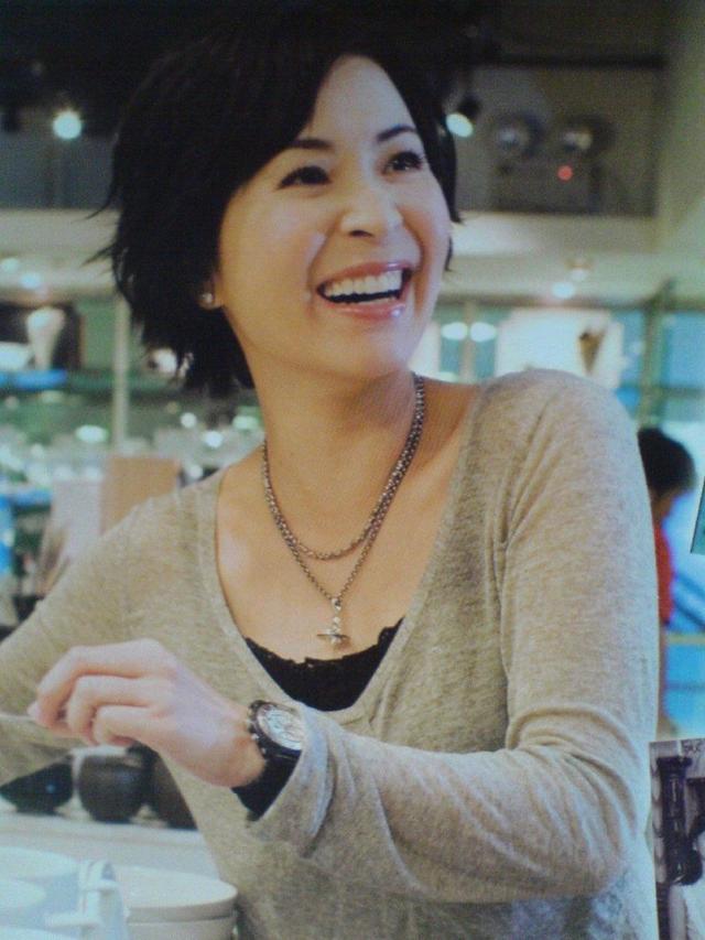 苏玉华▲又一对明星情侣步入婚姻！爱情长跑24年，因太懒年过半百才登记