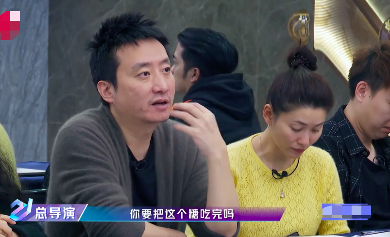 李汶翰|90后小鲜肉惹争议，表演屡次翻车遭狠批，还吃糖反驳一脸无所谓