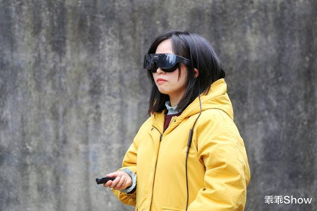 轻薄设计 沉醉在身临其境，HUAWEI VR Glass到底做了哪些颠覆？