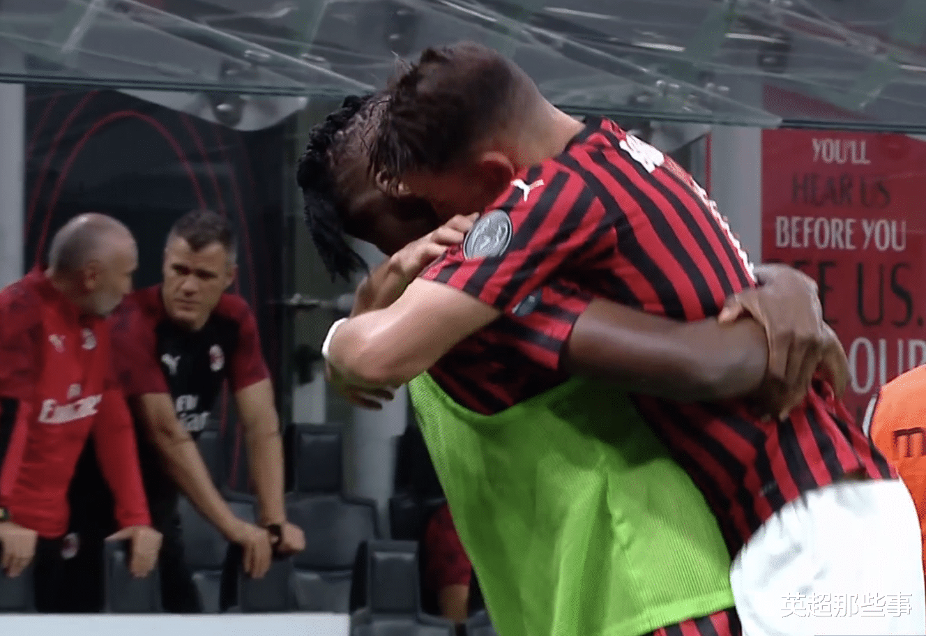 AC米兰|5-1！疯狂AC米兰回归！8轮豪取20分进前6，38岁伊布百场送助攻