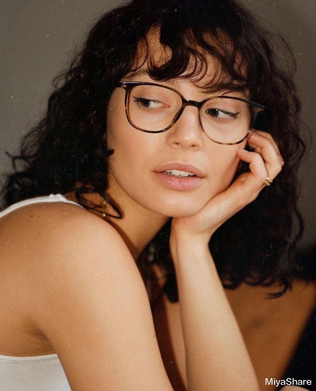 『穿衣搭配』女生用精华请避开这3个误区：看似会护肤，其实没啥用，还浪费钱