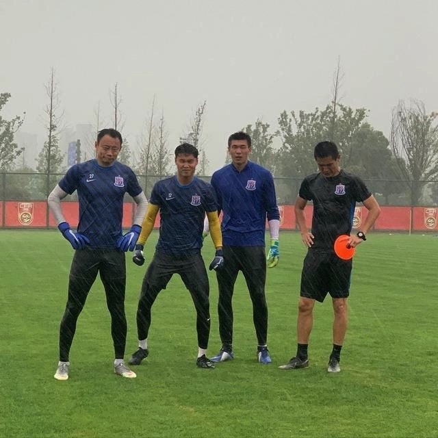 上海申花■天海转投申花第4人?1米96门将被卡纳瓦罗看好!曾在中超首秀客串前锋