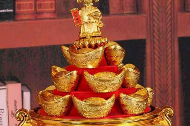 「生肖」2020年将遇见贵人帮忙,喜鹊一来不走,发财快马加鞭的3生肖!