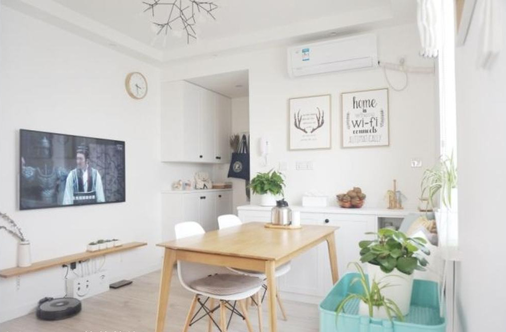 |谁说顶层不能买？看完朋友家70㎡的小户型，露台就30平，真香！