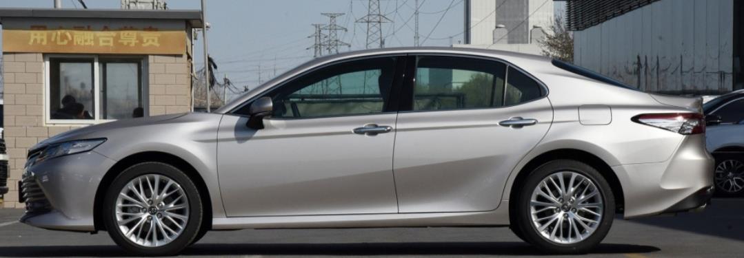 【丰田凯美瑞】开了四年本田雅阁，换成了丰田凯美瑞，车主：两车差别不少