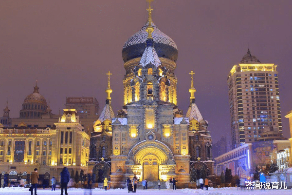 杰哥说育儿 哈尔滨个钉子户：位于道路中央，居住十年之久，最终结局令人欢喜