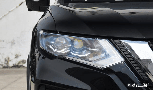 日产奇骏|从近19万降至15万多，今年最值得买的合资SUV，大7座空间完胜CRV