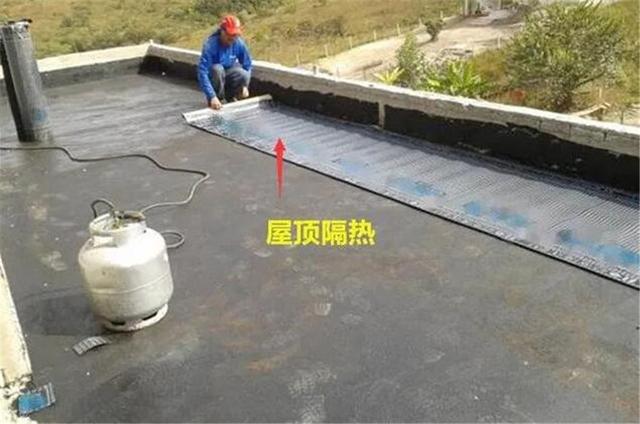 ：房顶隔热怎么做？现在早就不用水泥沥青了，掏空隔热砖不要太好用
