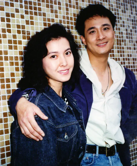 [至尊三十六计之偷天换日]电影《至尊三十六计之偷天换日》中那个让人惊艳的女反派是谁，她是哪里人