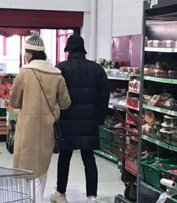 贾乃亮|贾乃亮和乔欣恋情被曝光?看到配文后,网友:李小璐复婚无望了