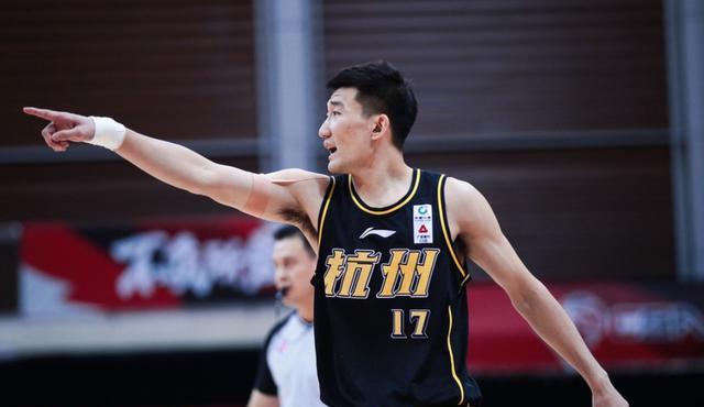 湖人队|拒绝爆冷！广厦3驾马车83+27打疯了，孙铭徽怒砍2双带队杀进前8