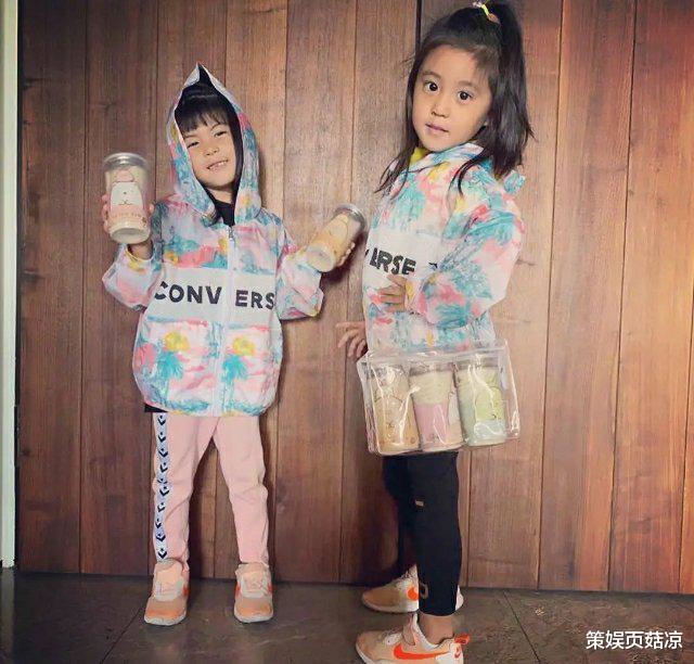 贾静雯|贾静雯女儿近照曝光，姐姐颜值胜妹妹太多，能出名全靠黑社会干爹