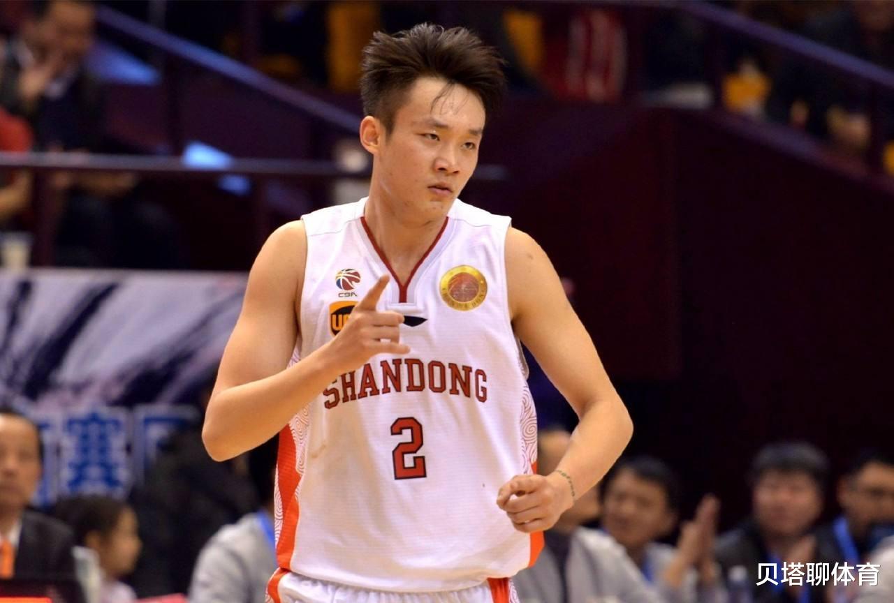 山东男篮|CBA闹出最大笑话！中国第一小前锋在NBA伤了，找CBA要钱