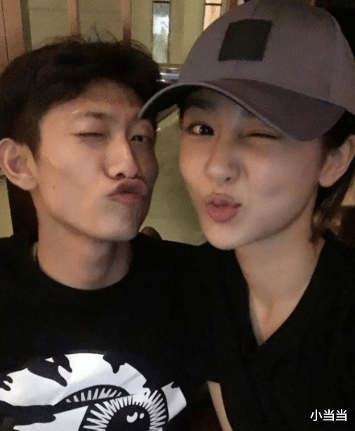 张一山:90后新郎长得像张一山火了,一转头看新娘更惊喜,这是什么缘分?