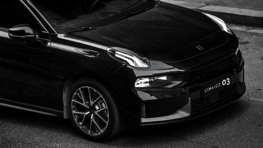 奥迪A4@为什么花23万买吉利领克3的人不买奥迪A4，宝马3系？