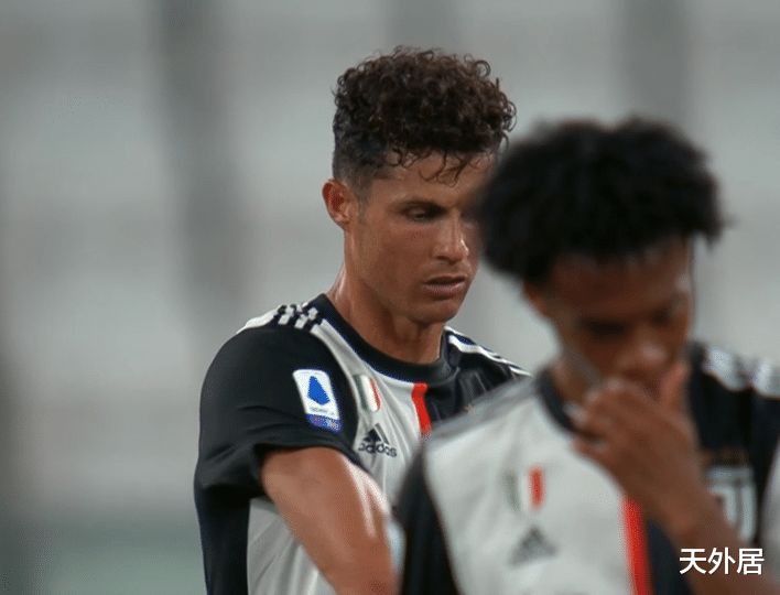 C罗|生涯32冠！C罗再次缔造神迹，三大联赛均至少2次征服，联赛封王