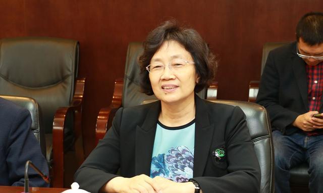 华南理工大学|她是华南理工大学校长，53岁提正厅级，61岁当选院士，今年66岁