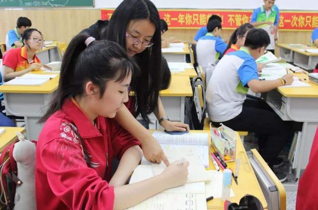 |高考成绩优异的学生，多数是这样的家庭，和父母有密切的关系