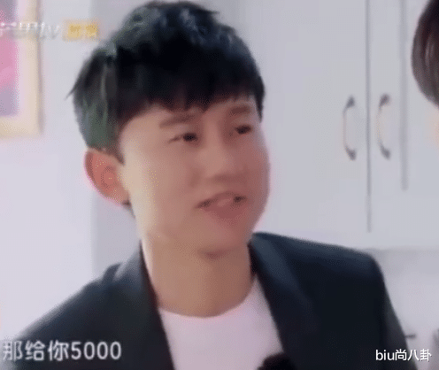 「谢娜」谢娜每月零花钱高达15万，得知张杰的年收入后，这爱情我羡慕了