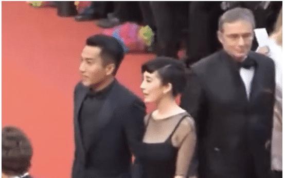 刘恺威|杨幂刘恺威离婚后偶遇，镜头拉近两人手部动作，才知啥叫专业演技